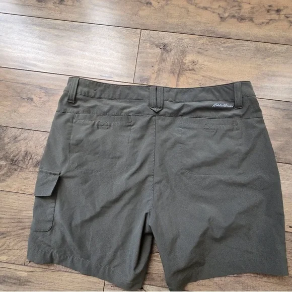 Eddie Bauer Olive Green Womens Size 10 Cargo Shorts Polyester Spandex - Picture 3 of 10